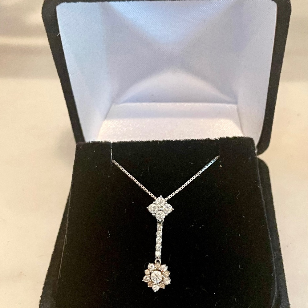 DIAMOND DROP PENDANT In Solid 18k (750) White Gold